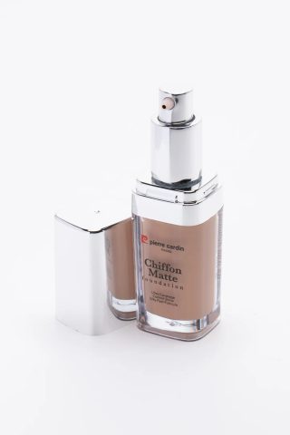 PIERRE CARDIN Chiffon Мatte течна пудра (701) Medium Beige
